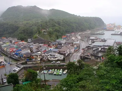 窪津の町