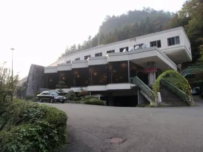 古岩屋荘
