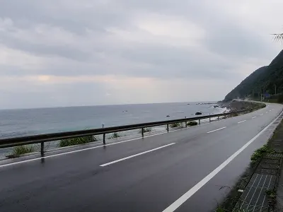 歩いても歩いても同じ風景